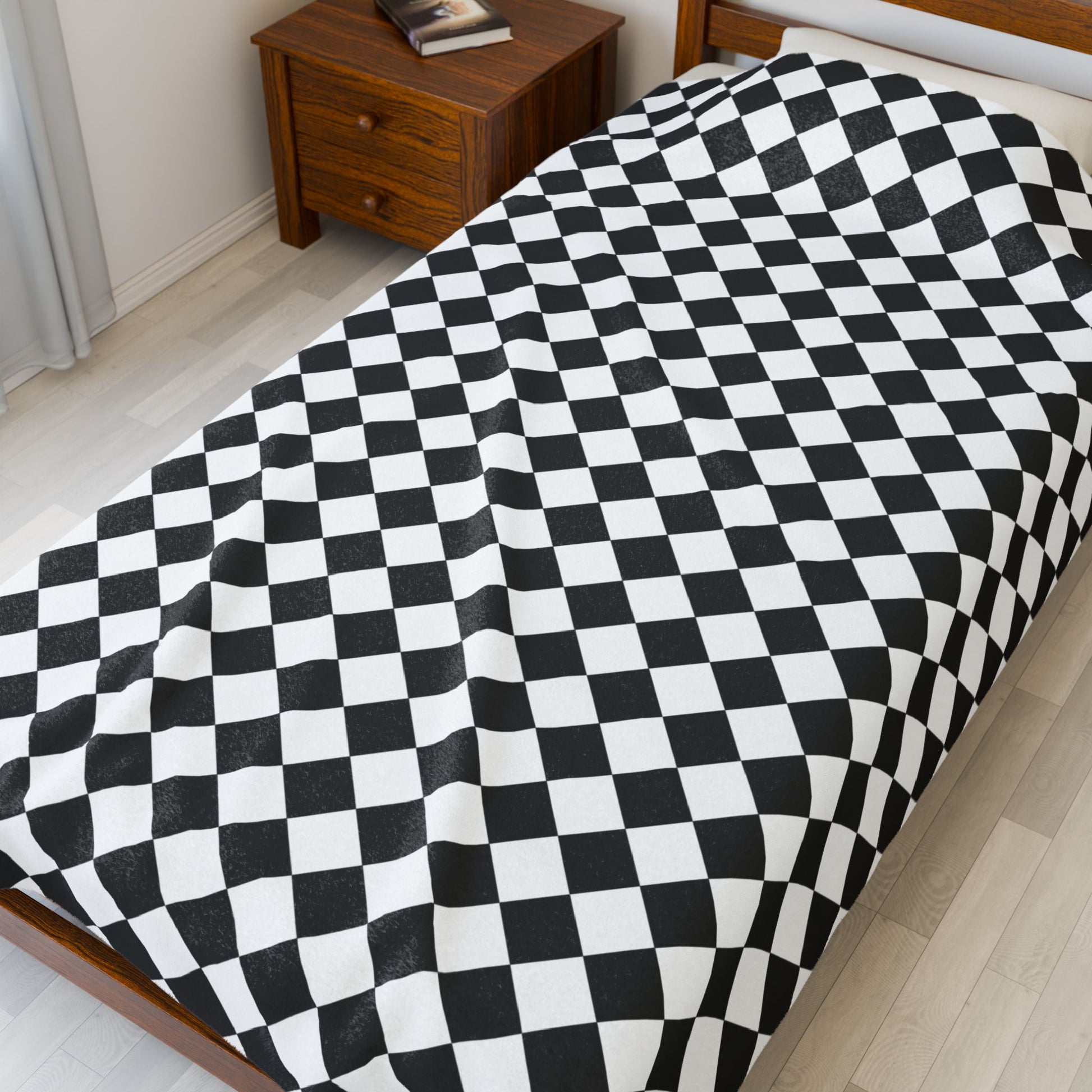 Cozy Black & White Checkered Velveteen Plush Blanket