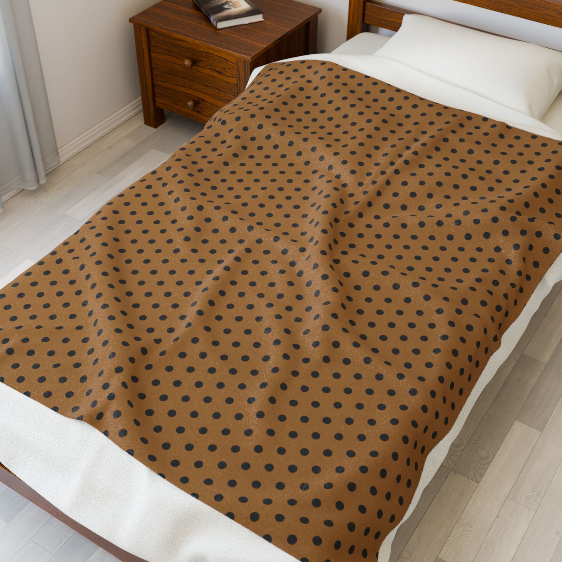 Cozy Caramel & Black Polka Dot Velveteen Plush Blanket