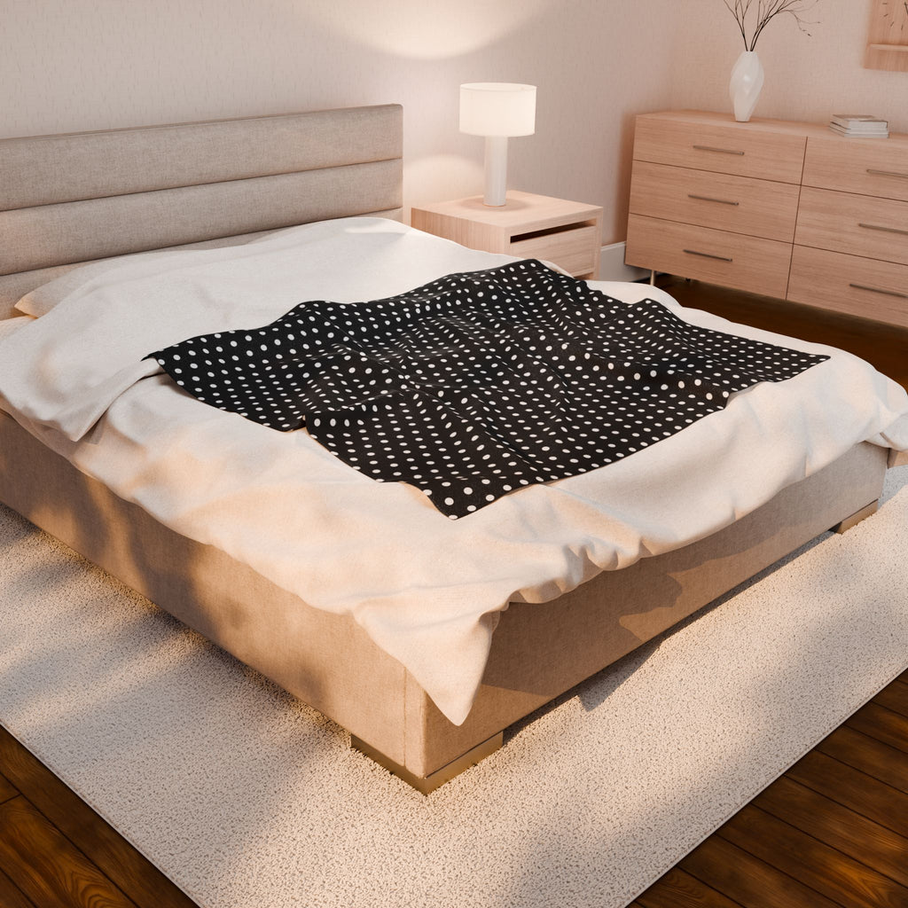 Cozy Black & White Polka Dot Velveteen Plush Blanket