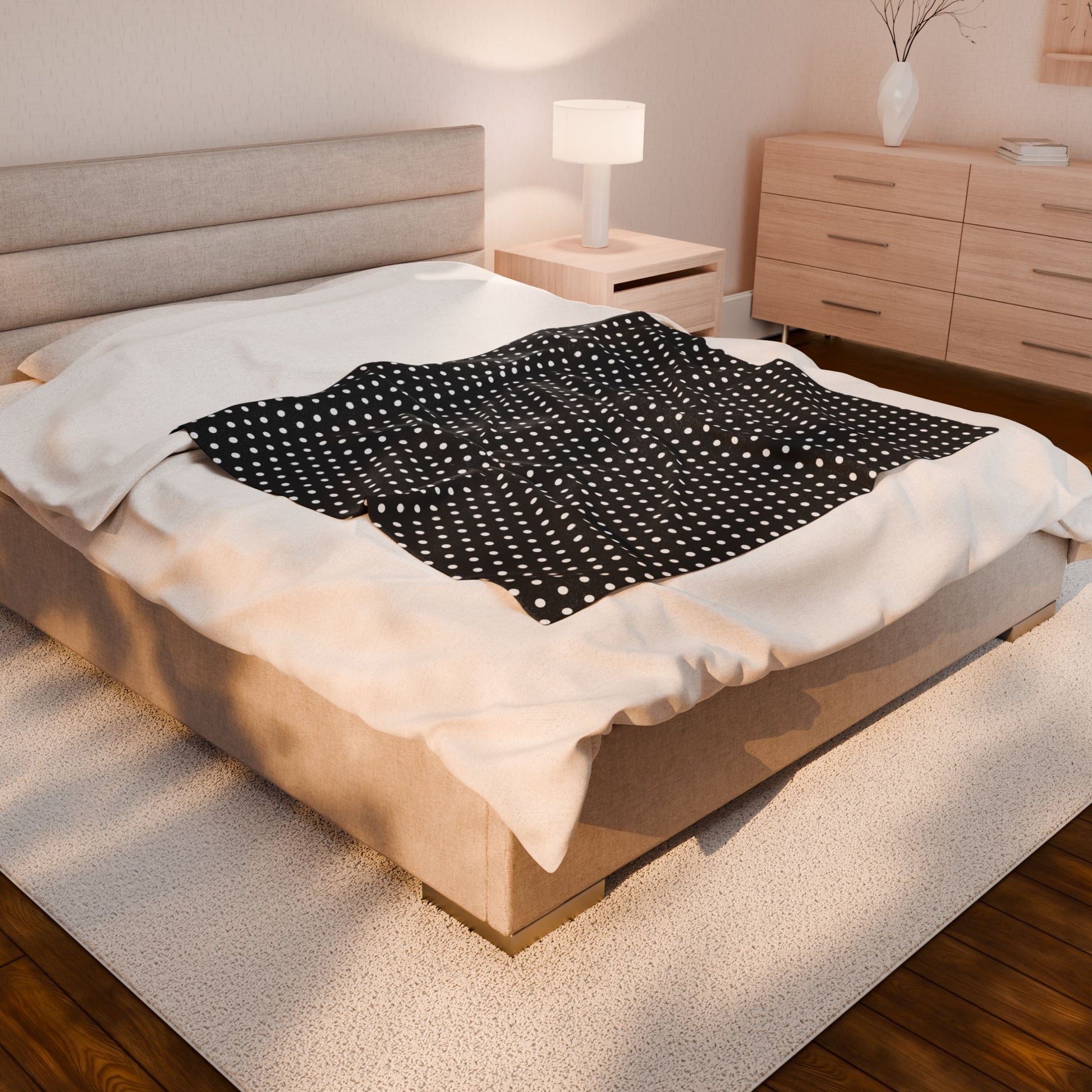 Cozy Black & White Polka Dot Velveteen Plush Blanket
