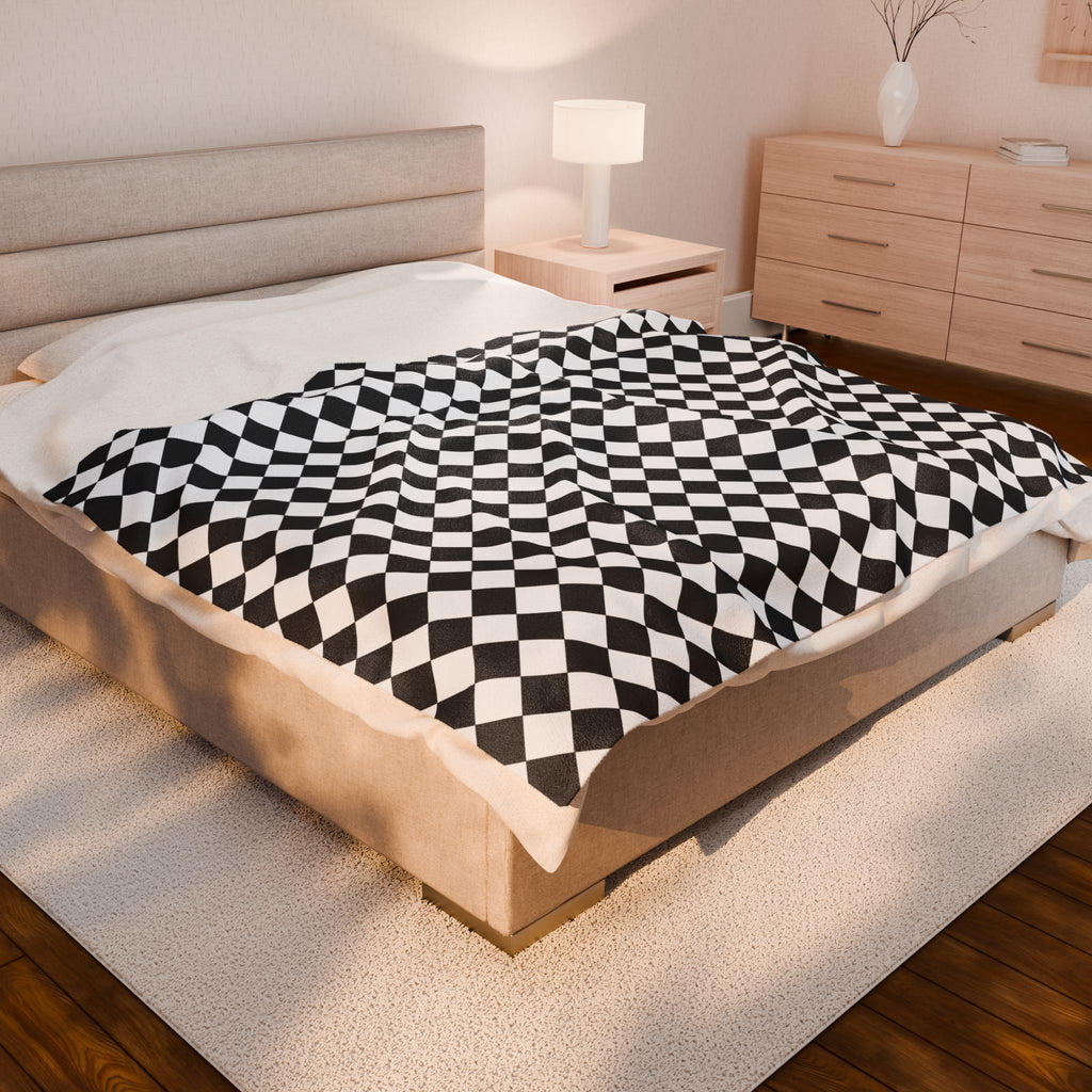 Cozy Black & White Checkered Velveteen Plush Blanket